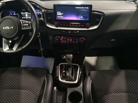 Kia Ceed 1.6 MHEV 100kW (136CV) Tech DCT