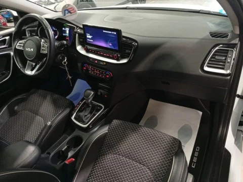 Kia Ceed 1.6 MHEV 100kW (136CV) Tech DCT