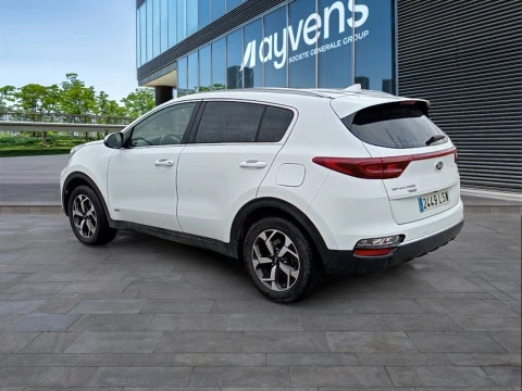 Kia Sportage 1.6 MHEV Business 100kW (136CV) 4x4