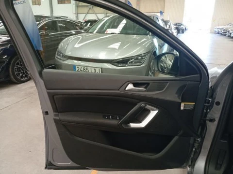 Peugeot 308 SW Allure BlueHDI 130 S&S EAT8