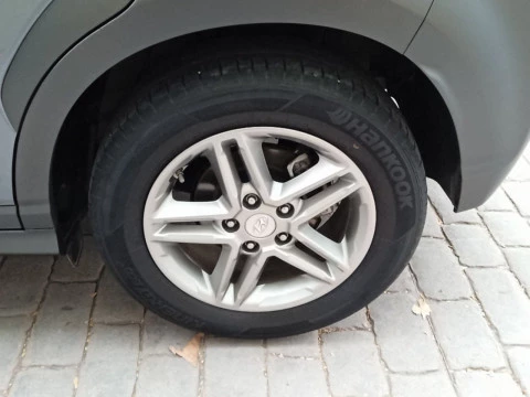 Hyundai Kona 1.0 TGDI Style Sky 4X2