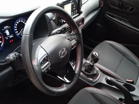 Hyundai Kona 1.0 TGDI Style Sky 4X2