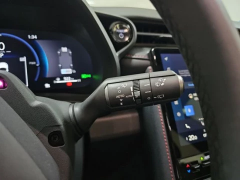 Lexus LBX 1.5 136cv HEV Elegant+ Black