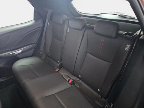 Lexus LBX 1.5 136cv HEV Elegant+ Black
