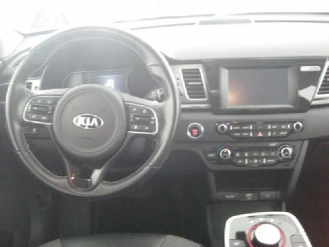 Kia Niro E-NIRO 150KW DRIVE (LONG RANGE) 5P