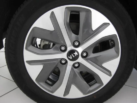 Kia Niro E-NIRO 150KW DRIVE (LONG RANGE) 5P