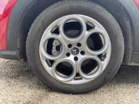 Alfa Romeo Tonale 1,6 DS 130 CV SPRINT FWD