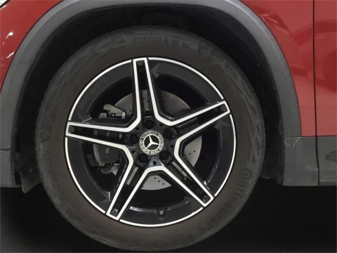 Mercedes-Benz GLA 200 D