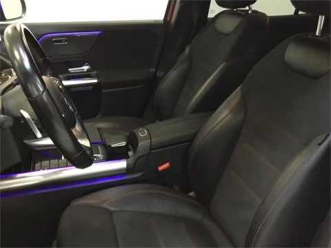 Mercedes-Benz GLA 200 D