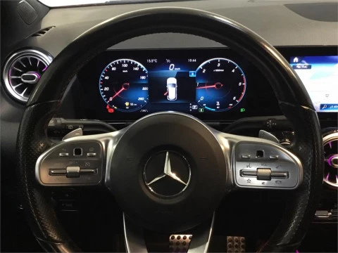 Mercedes-Benz GLA 200 D