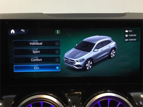 Mercedes-Benz GLA 200 D