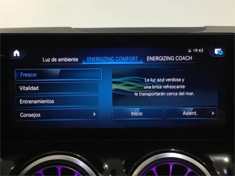 Mercedes-Benz GLA 200 D