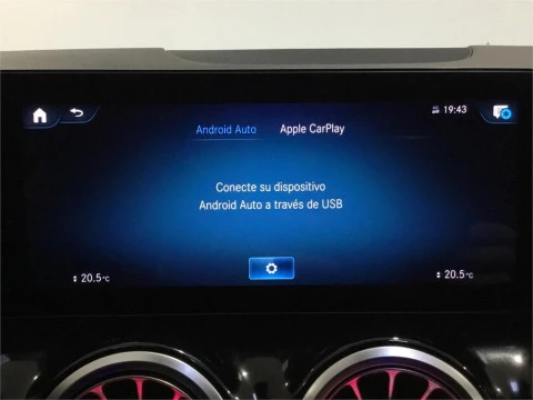 Mercedes-Benz GLA 200 D