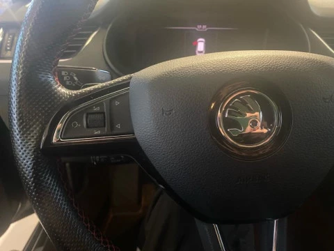 Skoda Octavia 2.0 TSI 180KW (245CV) DSG RS