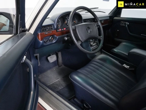 Mercedes-Benz Clase S 280SE L6 12V 136 kW (185 CV)