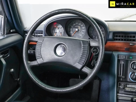 Mercedes-Benz Clase S 280SE L6 12V 136 kW (185 CV)