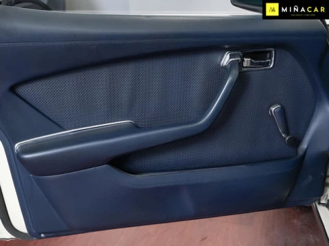 Mercedes-Benz Clase S 280SE L6 12V 136 kW (185 CV)