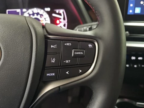 Lexus UX 2.0 250h Premium