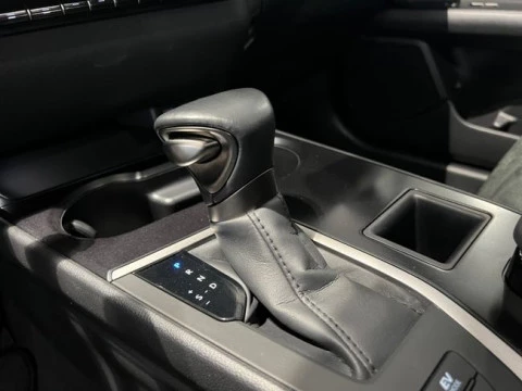 Lexus UX 2.0 250h Premium
