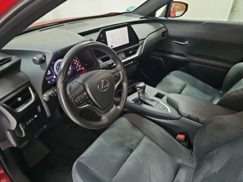 Lexus UX 2.0 250h Premium
