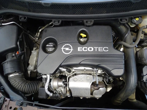 Opel Astra 1.0 Turbo S/S Selective MTA