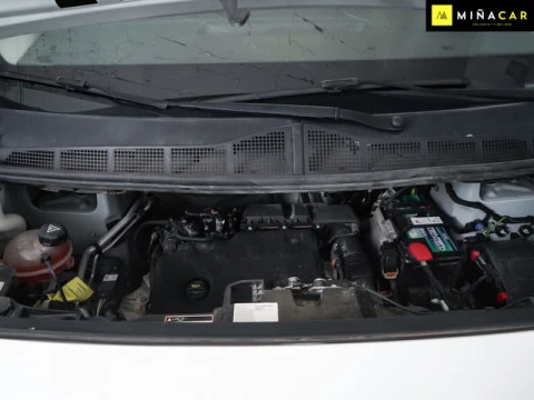 Peugeot Expert Furgon BlueHDi 120 S&S Pro Standard 88 kW (120 CV)