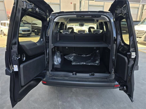 Mercedes-Benz Citan eCitan Tourer Pro Largo