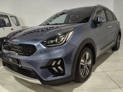 Kia Niro 1.6 GDi HEV 104kW (141CV) Drive