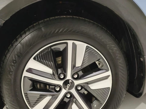 Kia Niro 1.6 GDi HEV 104kW (141CV) Drive