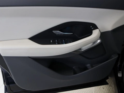 Jaguar E-PACE 2.0 D 110KW S 5P