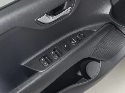 Kia Stonic 1.0 T-GDi 74kW (100CV) MHEV MT Drive