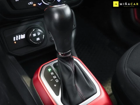 Jeep Renegade 1.3 PHEV Trailhawk AWD AT 177 kW (240 CV)