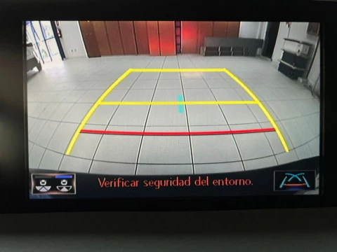 Lexus UX 2.0 250h Premium