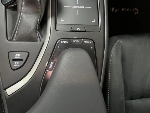 Lexus UX 2.0 250h Premium