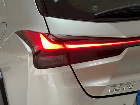 Lexus UX 2.0 250h Premium