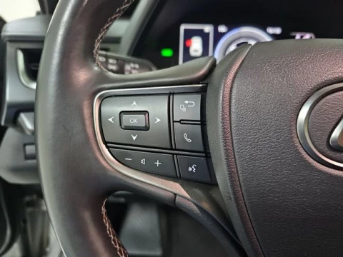 Lexus UX 2.0 250h Premium