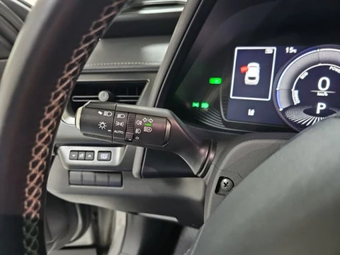 Lexus UX 2.0 250h Premium