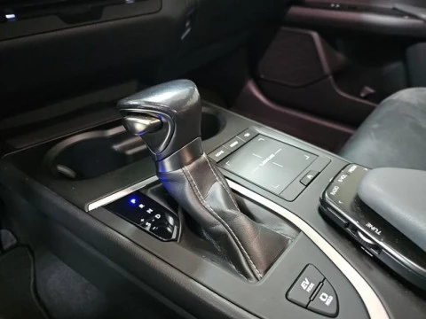Lexus UX 2.0 250h Premium