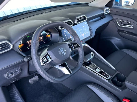 MG ZS Hybrid+ Luxury