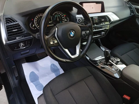 BMW X3 xDrive30e