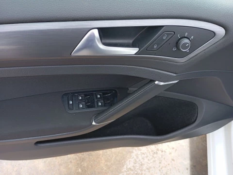 Volkswagen Golf e-Golf ePower 100 kW (136CV)