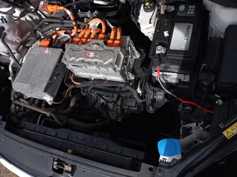 Volkswagen Golf e-Golf ePower 100 kW (136CV)