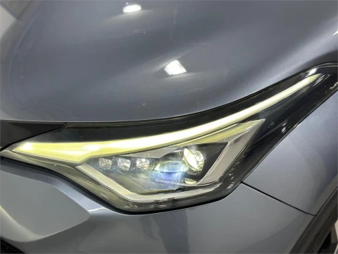 Toyota C-HR 2.0 180H Advance