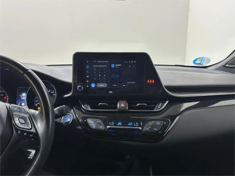 Toyota C-HR 2.0 180H Advance