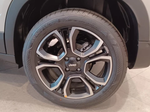 Jeep Avenger 1.2 G 74kW (100CV) Summit