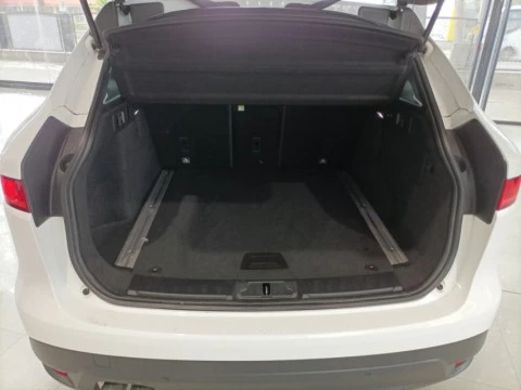 Jaguar F-Pace 2.0L i4D AWD Automático R-Sport