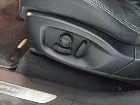 Jaguar F-Pace 2.0L i4D AWD Automático R-Sport