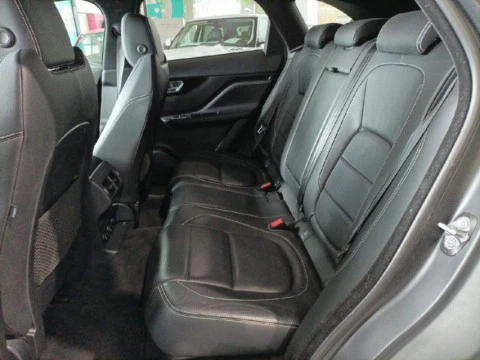 Jaguar F-Pace 2.0L i4D AWD Automático R-Sport