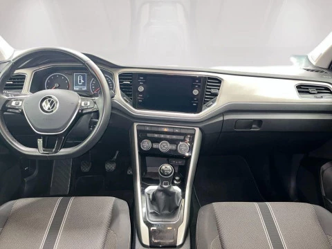 Volkswagen T-Roc Advance 1.0 TSI 81 kW (110 CV)