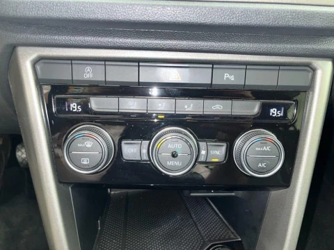 Volkswagen T-Roc Advance 1.0 TSI 81 kW (110 CV)